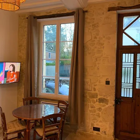 Charmante Petite Maison *